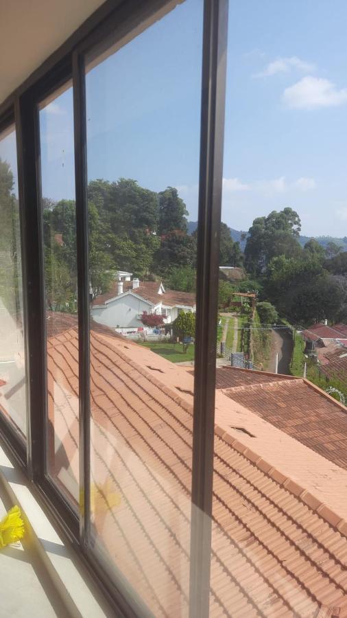Camellia Heights 1&2 Bed & Breakfast Coonoor Bagian luar foto